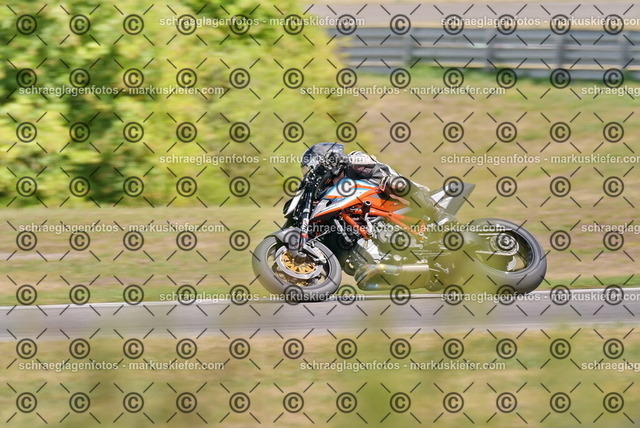 26bt05-1909 | markuskiefer.com - Realisiert mit Pictrs.com
