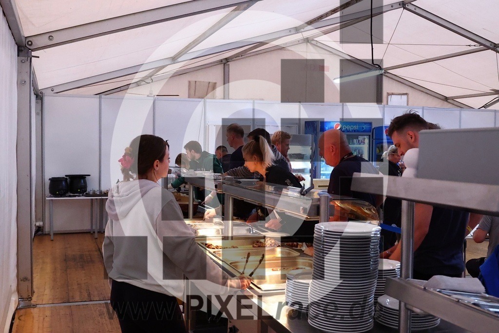 social-20240604_33485 | Schöne Erinnerungen an spannende Momente - das festzuhalten ist unser Job. PIXELrace.de ist seit 2003 auf den Rennstrecken Europas unterwegs um die Action draußen beim Fahren und die wunderbare Stimmung imm Fahrerlager für euch einzufangen.