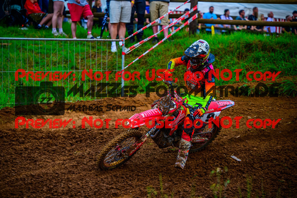 MaZZes_Fotomatrix_20250614_6021986_9092 | MX1