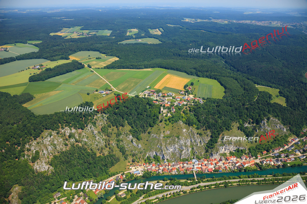 Luftbild von  Essing - Luftaufnahme wurde 2012 von https://frankenair.de mittels Flugzeug (keine Drohne) erstellt - die Geschenkidee