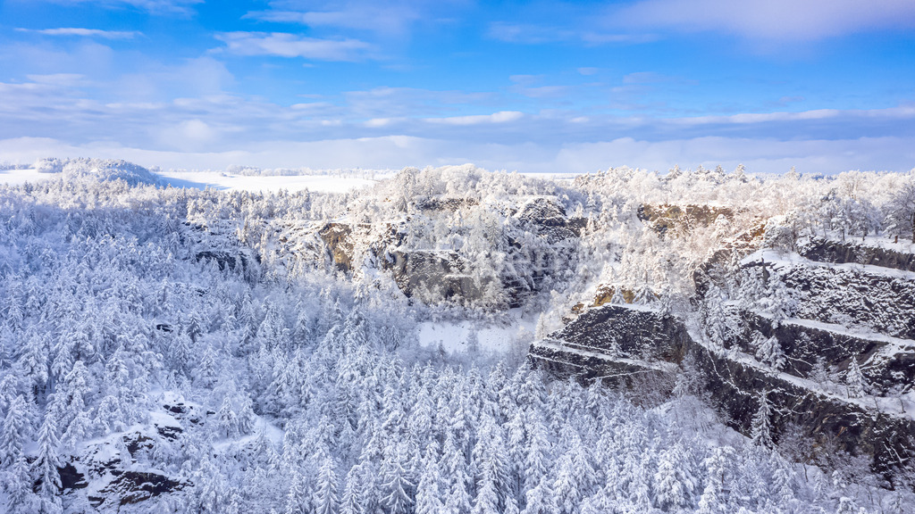 Der Oertelsbruch im Winter | Luftbilder, Drohnenbilder, Oberfranken, Bayern, Kronach, Lichtenfels, Kulmbach, Thüringen, Frankenwald, Thüringerwald - Realisiert mit Pictrs.com