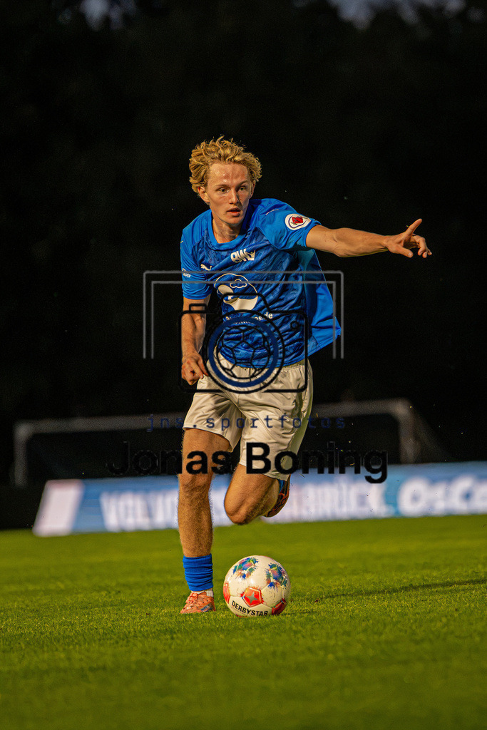 Fußball I Herren I Saison 2026-2027 I Oberliga Niedersachsen  I 2. Spieltag I BW Lohne - SC Spelle-Venhaus I 33493 | jns.sportfotos - Realisiert mit Pictrs.com