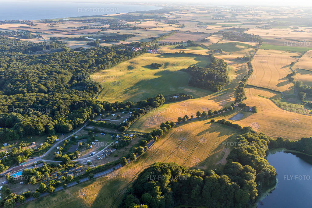Aerial view: (DK), Møns Klint Resort and Camping in Borre in the state Zealand, Denmark. – Photo: IMG_108696.jpg taken on 07/04/2018 by Werner Riehm/FLY-FOTO.com – Resolution of the original: 5472 x 3648 px
