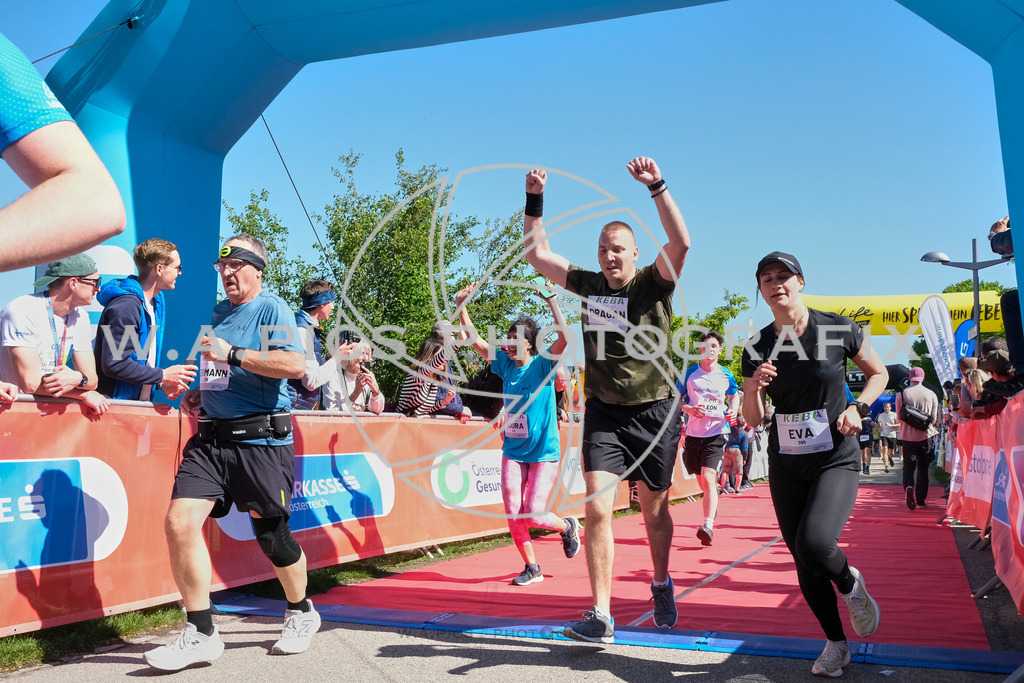 ..... | LINZ,AUSTRIA,27.April 24, Int. 3 Brückenlauf Linz  , Image shows: Photo: WAPICS / Michael ring