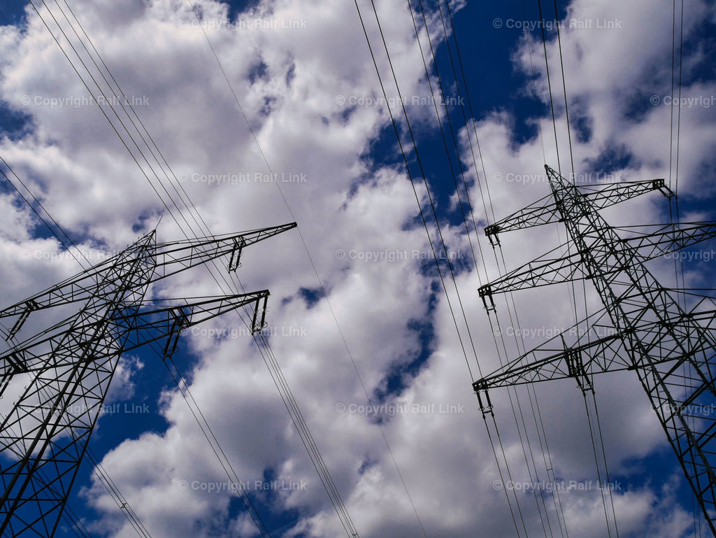 Hochspannugsmasten_05 | Stockfotos, Fotos mit Miniaturfiguren und kreativen Ideen. Dabei auch vieles aus der Metropolregion Rhein-Neckar. 