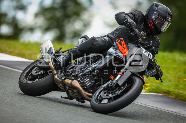 0990-260606BB-042_990 | Deine Full-Service-Agentur für ✔️Videoproduktionen und ✔️Motorsportfotografie Jetzt Angebot anfragen!