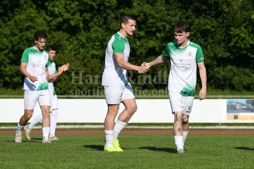 SpVgg GW Deggendorf : TSV Oberschneiding | Testspiel 20.06.2026Torschützen für Deggendorf re. Laurin Hübscher (SpVgg GW Deggendorf #10) mit #Doppeltorschütze Roman Artemuk(SpVgg GW Deggendorf #7) - Realisiert mit Pictrs.com