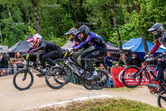 BayBMX2026-04931 | Fotogalerie von Thomas Dettweiler mit Eventbildern und lizenzfreien Fotos. Perfekt als Wandbild, für Büro, Website oder private Nutzung. - Realisiert mit Pictrs.com