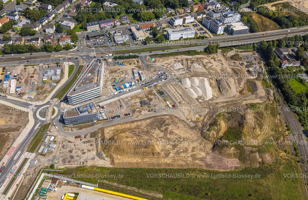 Bochum230802049 | Luftbild, O-Werk Campus, Großbaustelle Mark 51/7, Neubau Wissenschafts- und Technologiequartier, ehemaliges Opel Areal, Laer, Bochum, Ruhrgebiet, Nordrhein-Westfalen, Deutschland