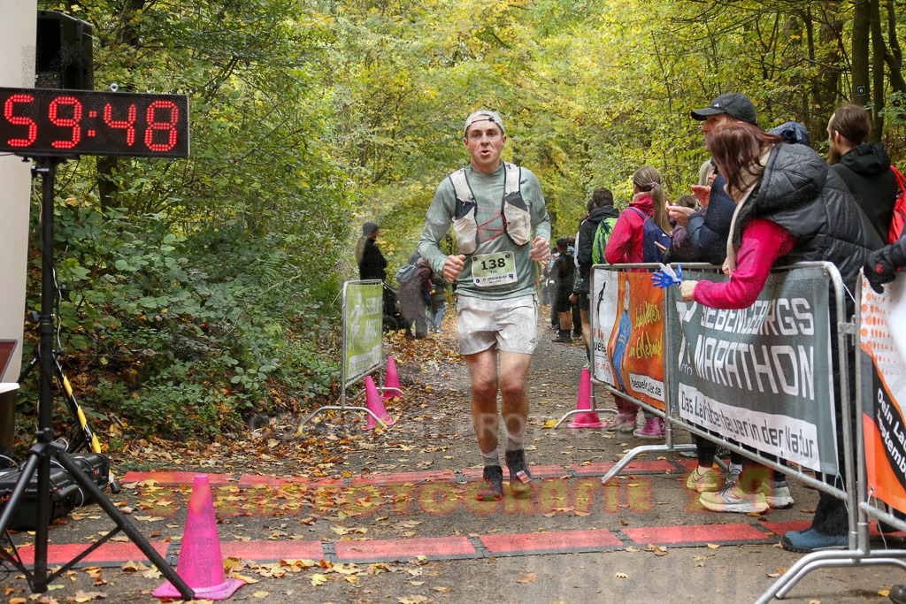 251026_1301_EX1_2245 | Sportfotografie im Rhein-Sieg Kreis, Köln, Bonn, NRW, Rheinland Pfalz, Hessen, etc. Unser Tätigkeitsfeld umfasst den Laufsport vom Volkslauf über den Marathon, Duathlon, Triathon bis zum Ultralauf wie Kölnpfad Ultra oder Schindertrail.