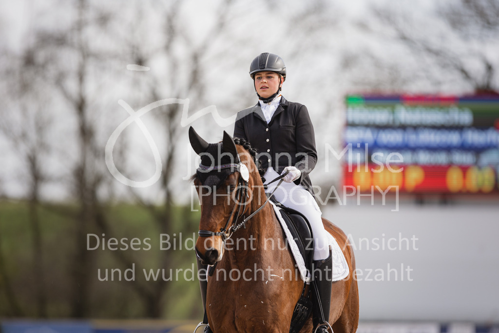 230410_Frühlingsfest_Dressurreiter-L-681 | Deine schönsten Turniermomente als professionelle Fotos! Entdecke hochwertige Pferdesport-Fotografie im Online-Shop. Jetzt Fotos finden & bestellen!