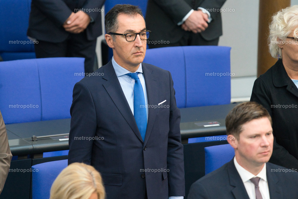 Cem Özdemir (8) | Metropolico