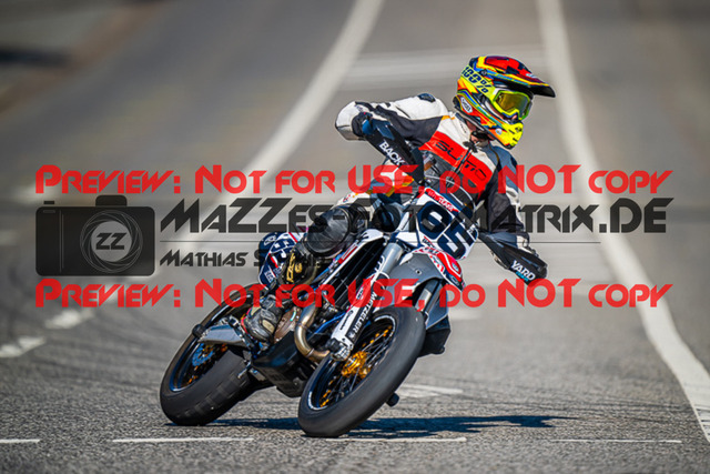 MaZZes_FotoMatrix_230609_5510 | UE40