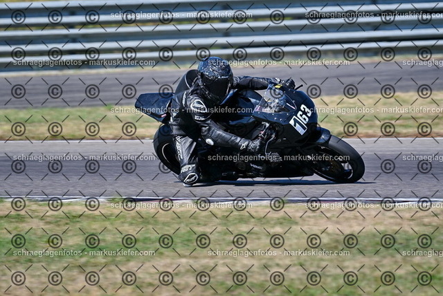 26bt04-0543 | markuskiefer.com - Realisiert mit Pictrs.com