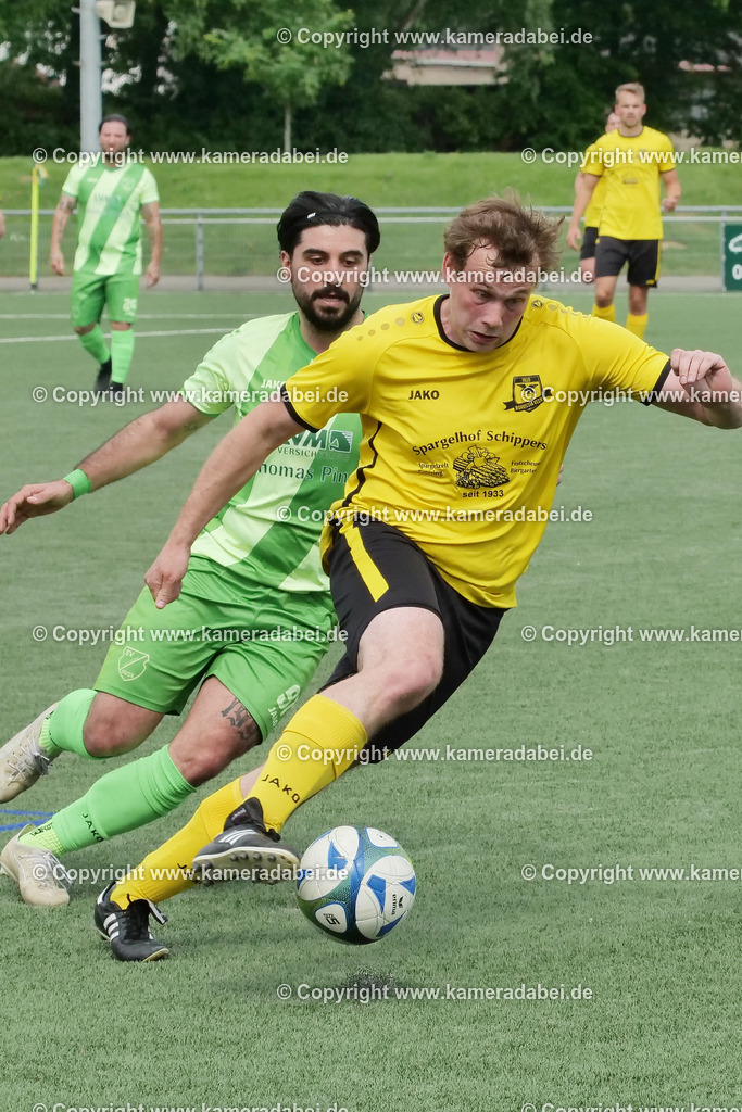 Fußball : Bezirksliga : SV 08/29 Friedrichsfeld - Borusia Veen am 10.05.2026 in Voerde Friedrichsfeld | Fußball : Bezirksliga : SV 08/29 Friedrichsfeld - Borusia Veen am 10.05.2026 in Voerde Friedrichsfeld - Realisiert mit Pictrs.com