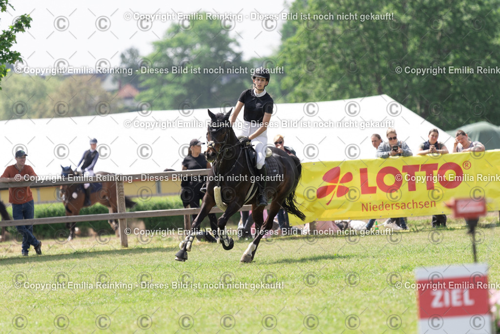 CL5A3304 | Emilia Reinking Fotografie - Realisiert mit Pictrs.com