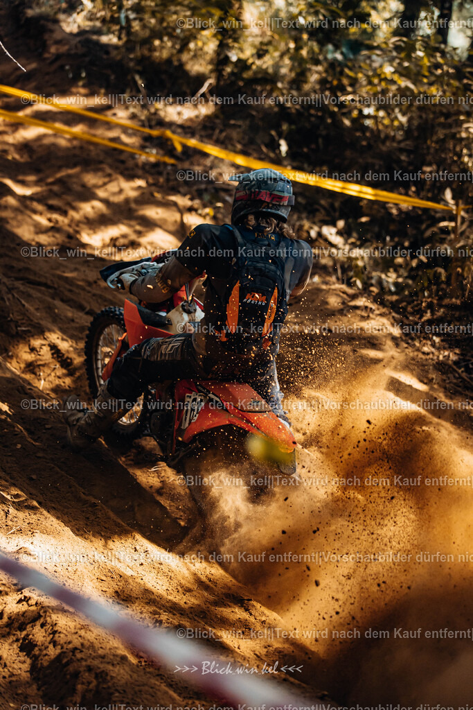 E68A6870 | blick_win_kel