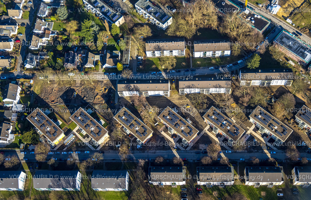 Dortmund240102231 | Luftbild, Wohngebiet-Siedlung Mehrfamilien-Reihenhäuser mit Solardach, Huckarder Straße, Verkehrssituation, Huckarde, Dortmund, Ruhrgebiet, Nordrhein-Westfalen, Deutschland