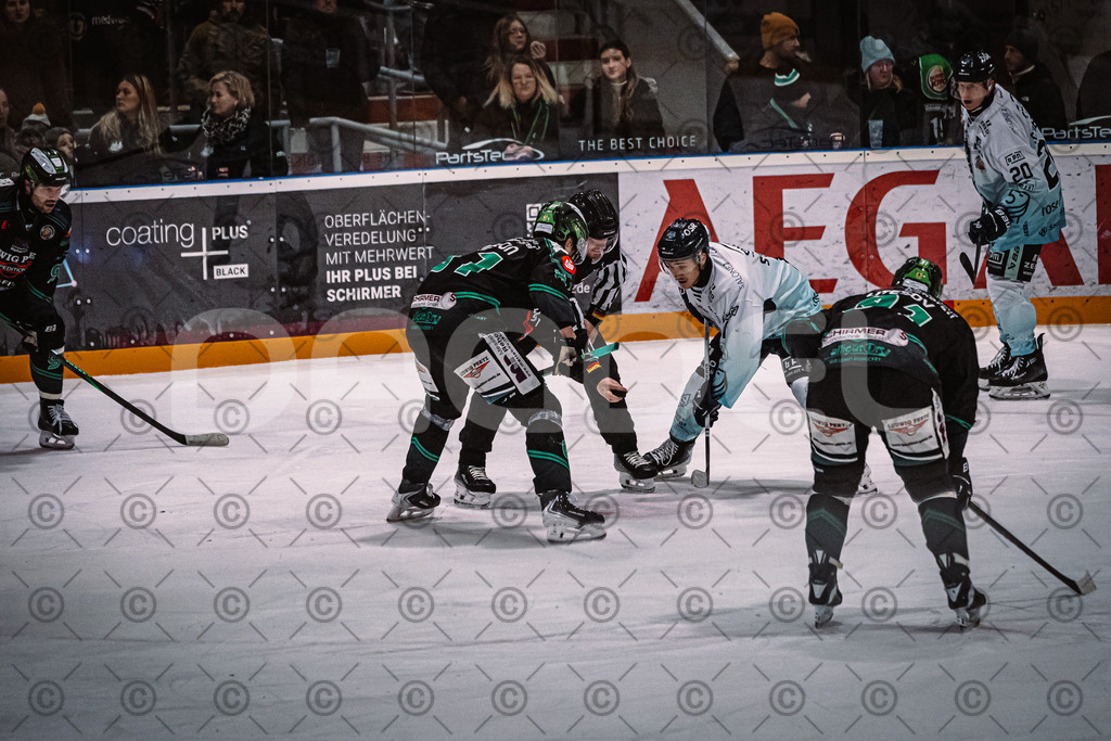 Alligators_vs_Lindau_21_12_2025-114 | Höchstadt Alligators Fotogalerie: Eishockey-Action aus Franken. Professionelle Spielfotos, Portraits & Stadionbilder zum Download. Jetzt entdecken! - Realisiert mit Pictrs.com