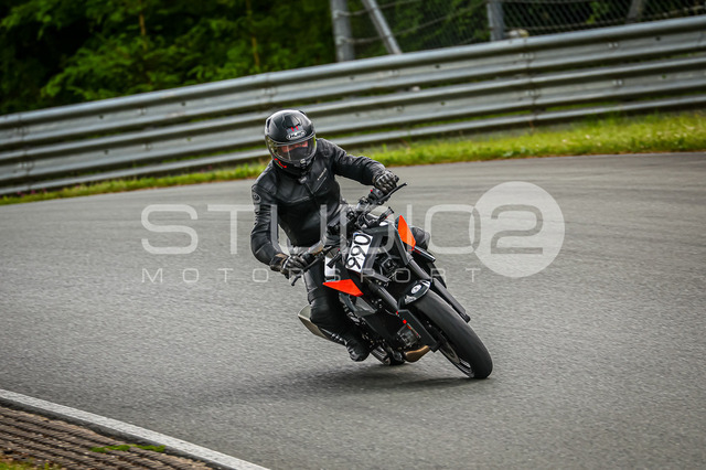 0990-260606BB-024_990 | Deine Full-Service-Agentur für ✔️Videoproduktionen und ✔️Motorsportfotografie Jetzt Angebot anfragen!