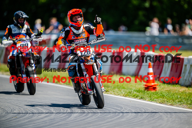 MaZZes_FotoMatrix_220703_1995 | S4