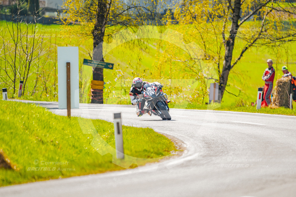 0912 - Bergrennen Landshaag2026 | BREITBILD Austria Webshop

Finde Fotos von: Breitbild, Breitbild Austria, Landshaag, Europeanbikers, KTM, BMW, Bergrennen, Bikeporn, Carporn, Bikes, Cars, Fotografie, Oberösterreich, Österreich, Berufsfotograf, Motorradteile Ganster, Julbach, Pannoniari - Realisiert mit Pictrs.com