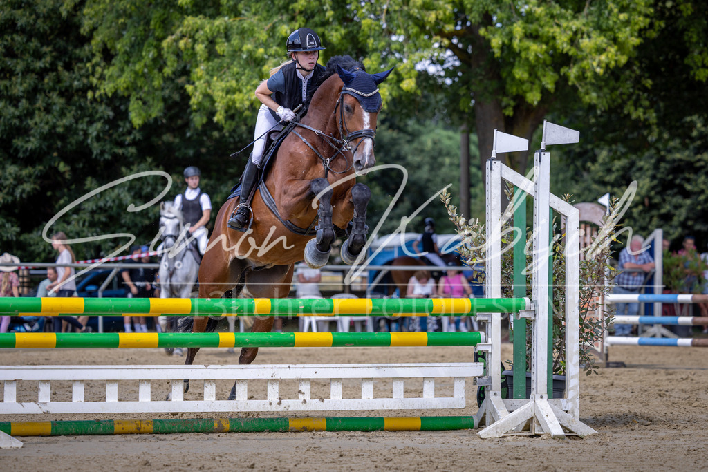 20260704-_3LI0277 | Tierfotografie Pferde, Hunde, Katzen, Haustiere.
Turnierfotografie Reitturniere, Reiten, Springreiten, Dressur in Hanau, dem Main-Kinzig-Kreis und dem Rhein-Main- Gebiet um Frankfurt
