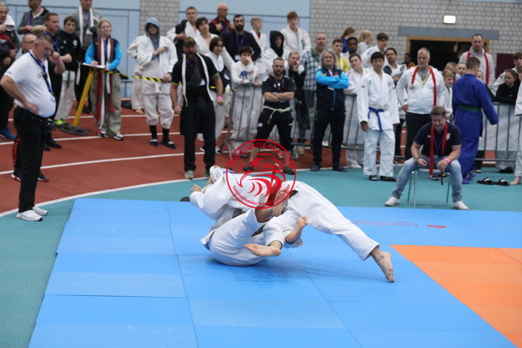 1J7A3626 | Fotos vom Adler Cup - Pictures from Adler Cup

Hier findet Ihr alle Eindrücke und großen Momente der Adler Cup Wochenenden. Here you will find all impressions and great moments of the Adler Cup weekends. - Realisiert mit Pictrs.com