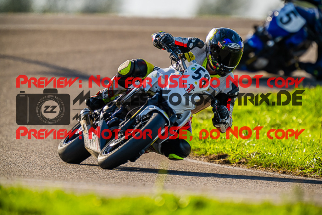 MaZZes_FotoMatrix_220917_2370 | TWIN CUP