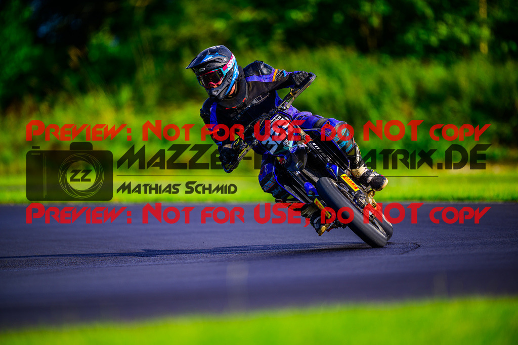 MaZZes_FotoMatrix_240713_6007705_2695 | UE40