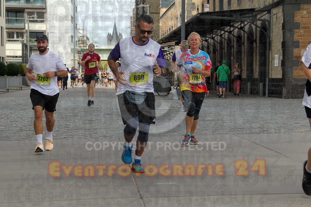 250920_1331_EV4_5886 | Sportfotografie im Rhein-Sieg Kreis, Köln, Bonn, NRW, Rheinland Pfalz, Hessen, etc. Unser Tätigkeitsfeld umfasst den Laufsport vom Volkslauf über den Marathon, Duathlon, Triathon bis zum Ultralauf wie Kölnpfad Ultra oder Schindertrail.