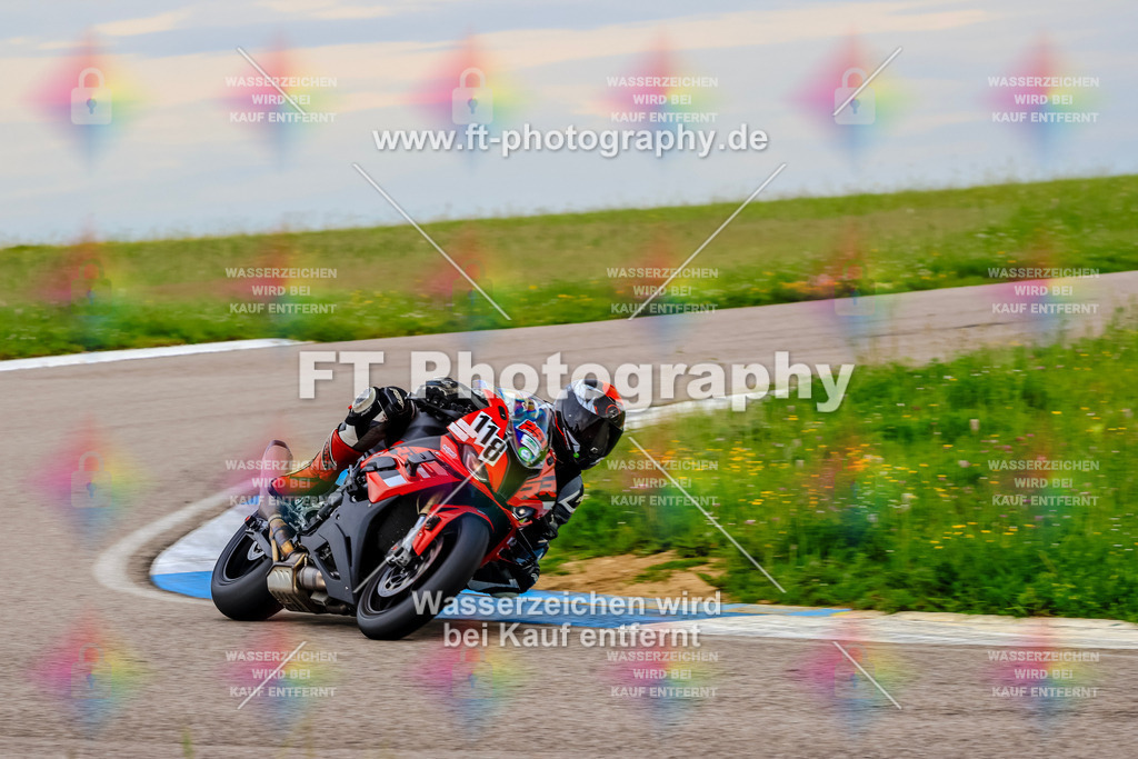 MotoTeam-2010 | Hier findet Ihr Bilder von Touristenfahrten auf der Nürburgring Nordschleife oder von anderen Veranstaltungen die ich besucht habe. Viel Spass beim Durch Schauen 