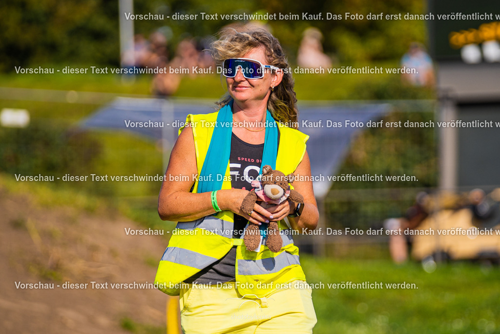09_20_LM_Schenkenhorst-9566 | Sportfotografin aus Berlin-Brandenburg mit Fokus auf Motocross. Ich halte deine sportliche Leistung und echte Emotionen auf und neben der Strecke professionell fest. Entdecke die Fotos von deinem Rennen und bestelle sie direkt hier im Shop.