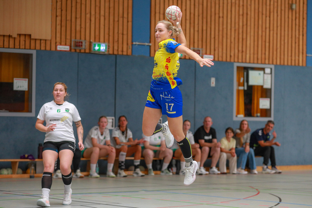 Neukirchen-Rheinhausen310825_013 | Bildergalerie von Sport-Ereignissen aber auch von weiteren spannenden Dingen - nicht nur vom Niederrhein. In Anlehnung an den bekannten Spruch von Hanns Dieter Hüsch heißt das Motto: "Niederrhein ist überall".  - Realisiert mit Pictrs.com