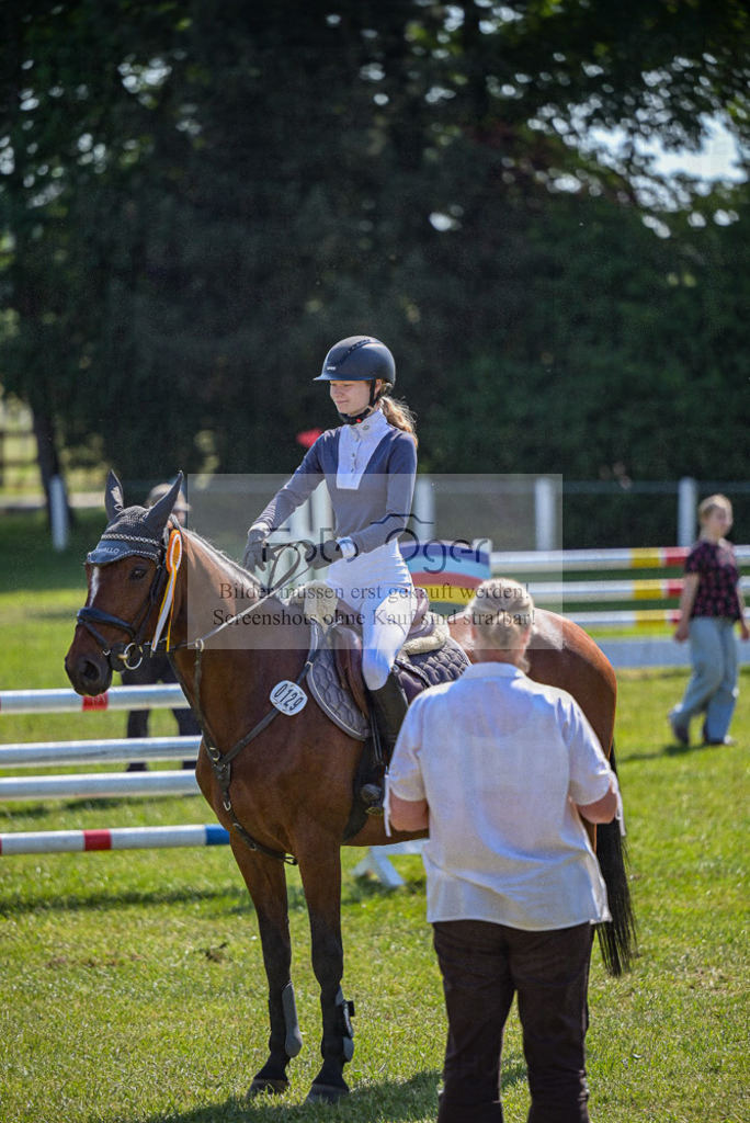 Reitturnier Voxtrup | Entdecke hochwertige Reitturnierfotos von Foto Oger. Professionell, emotional und authentisch – jetzt Lieblingsmomente im Shop bestellen.Deutschlandweite Turnierfotografie. - Realisiert mit Pictrs.com