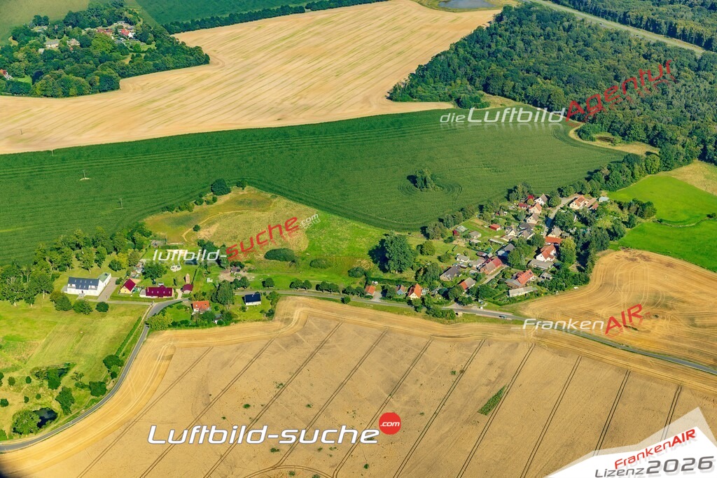 Groß Kubbelkow Sehlen Bild- Das Luftbild wurde 2025 vom UL-Flugzeug heraus erstellt ( keine Drohne bzw. Drohnenaufnahme ) - Hochauflösende Luftaufnahme -Nicht vergleichbar mit Google Maps oder Satelittenbilder- Die Geschenkidee !Mit Lizenz und Bildrechte bestellbar - CC