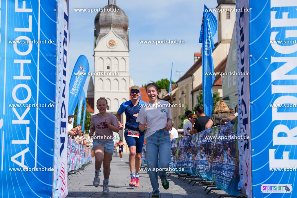 DSC05337 | Stadttriathlon Erding 2025. #yourpictrs #sportshot_your_pictrs @Sportshotphotography #stadttriathlonerding Copyright: www.sportshot.de