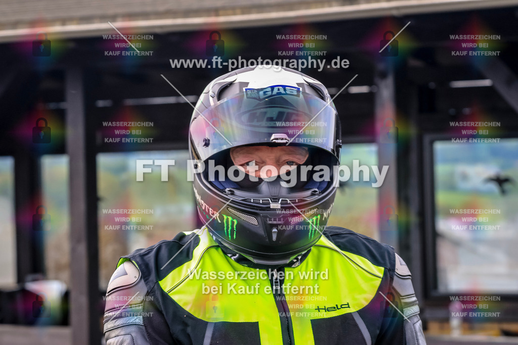 _OTO2898 | Hier findet Ihr Bilder von Touristenfahrten auf der Nürburgring Nordschleife oder von anderen Veranstaltungen die ich besucht habe. Viel Spass beim Durch Schauen 