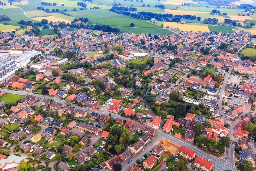 Luftbild: Ortsteil Dorfheide Dorstener Straße in Reken im Bundesland Nordrhein-Westfalen in Deutschland. Foto: IMG_008291.jpg vom 19.07.2020 durch Werner Riehm/FLY-FOTO.de