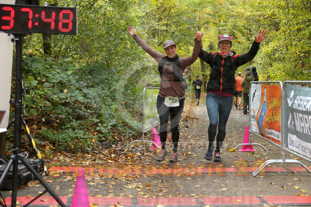 251026_1339_EX1_3798 | Sportfotografie im Rhein-Sieg Kreis, Köln, Bonn, NRW, Rheinland Pfalz, Hessen, etc. Unser Tätigkeitsfeld umfasst den Laufsport vom Volkslauf über den Marathon, Duathlon, Triathon bis zum Ultralauf wie Kölnpfad Ultra oder Schindertrail.
