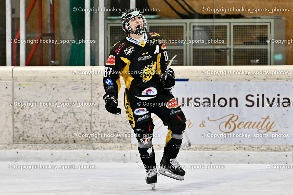 EC MET PHOTOVOLTAIK HORNETS SPITTAL vs. EV ZELTWEG MURTAL LIONS | Jubel #87 Urbanek Martin EC Hornets Spittal, EC MET PHOTOVOLTAIK HORNETS SPITTAL vs. EV ZELTWEG MURTAL LIONS, EC MET PHOTOVOLTAIK HORNETS SPITTAL vs. EV ZELTWEG MURTAL LIONS am 08.02.2026 in Spittal an der Drau (Eissportzentrum Spittal), Austria, (Photo by Bernd Stefan)