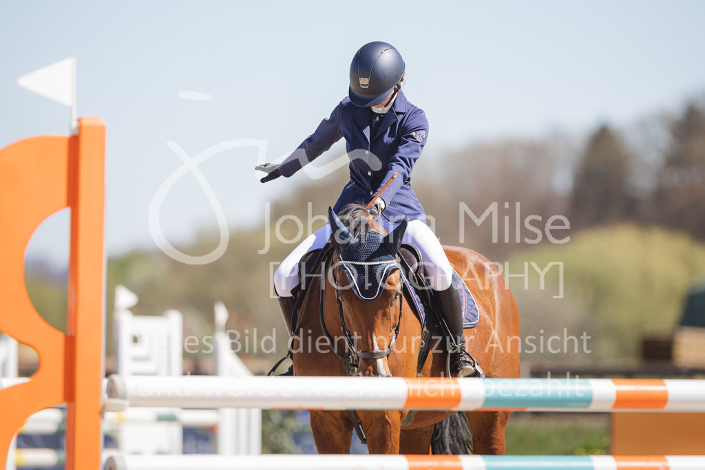 220416_3_A-Springen-310 | Frühlingsfest der Pferde
Herford
16.April 2022
03/1 Sprigprüfung mit steigenden Anforderungen Kl. A** geschlossen 0-43 RLP