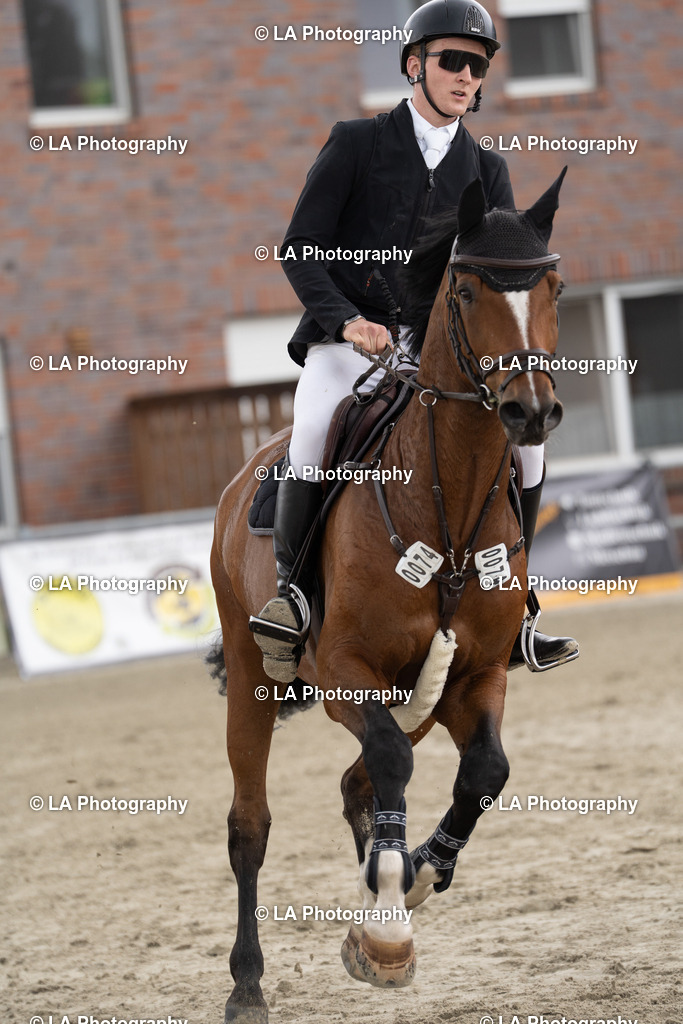 DSC05955 | Entdecke einzigartige Turnierfotos und persönliche Pferde- und Hundeportraits bei LA Photography. Für jeden Reiter und Pferd das perfekte Bild! Stöbere jetzt! - Realisiert mit Pictrs.com