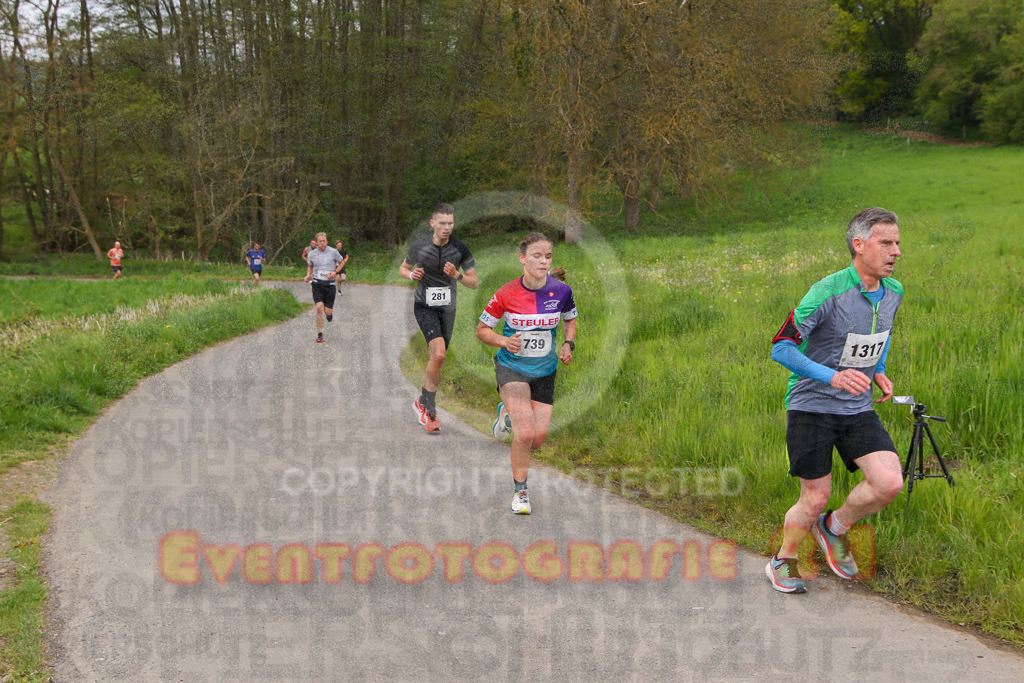 220501_1018_EV8_0422 | Sportfotografie im Rhein-Sieg Kreis, Köln, Bonn, NRW, Rheinland Pfalz, Hessen, etc. Unser Tätigkeitsfeld umfasst den Laufsport vom Volkslauf über den Marathon, Duathlon, Triathon bis zum Ultralauf wie Kölnpfad Ultra oder Schindertrail.
