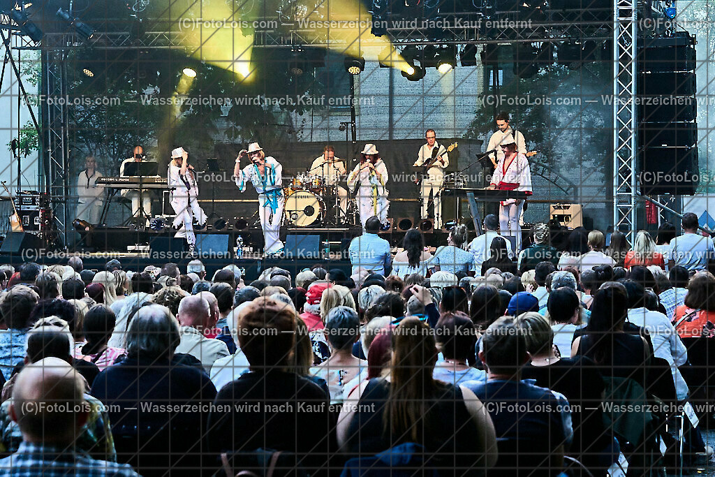 ALP2044_MAGIC of ABBA_MAMMA MIA | (C)FotoLois.com, Alois Spandl, MAMMA MIA - What a Show mit THE MAGIC of ABBA im Stadtpark Wieselburg, Fr 11. Aug. 2023.