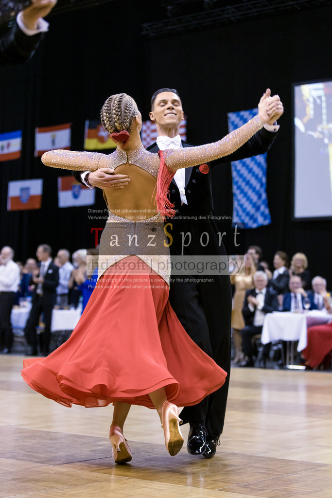 20241102_DM_HGR_Std_16396 | Tanzsportbilder, Standardtanz, Lateintanz, WDSF, DTV, LTVB, dancecomp, goc, hessen tanzt, blaues band der spree, walzer, tango, wiener walzer, slowfox, quickstepp, samba, rumba, cha-cha-cha, paso doble. jive, hd-kroft photography, turniertanzsport