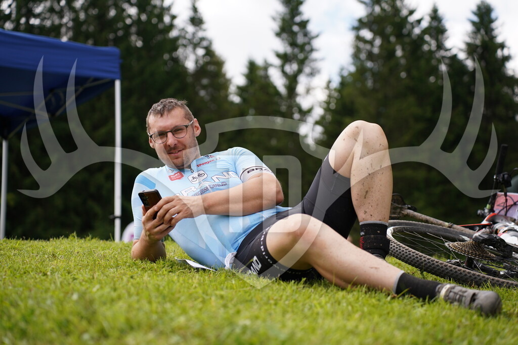 DSC05388 | Fotogalerie der Treibjagd im Dunkelwald - Dein MTB Etappenrennen im Erzgebirge - Realisiert mit Pictrs.com