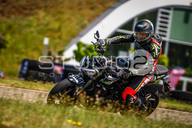 0304-260508DCB-018_304 | Deine Full-Service-Agentur für ✔️Videoproduktionen und ✔️Motorsportfotografie Jetzt Angebot anfragen!