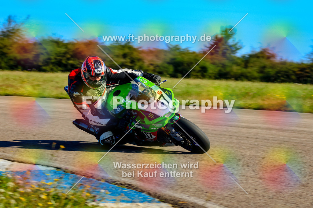 017-1624 | Hier findet Ihr Bilder von Touristenfahrten auf der Nürburgring Nordschleife oder von anderen Veranstaltungen die ich besucht habe. Viel Spass beim Durch Schauen 