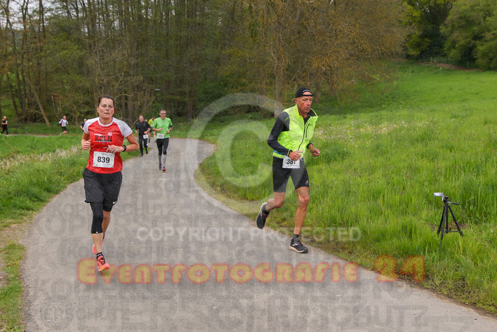 220501_1020_EV8_0600 | Sportfotografie im Rhein-Sieg Kreis, Köln, Bonn, NRW, Rheinland Pfalz, Hessen, etc. Unser Tätigkeitsfeld umfasst den Laufsport vom Volkslauf über den Marathon, Duathlon, Triathon bis zum Ultralauf wie Kölnpfad Ultra oder Schindertrail.